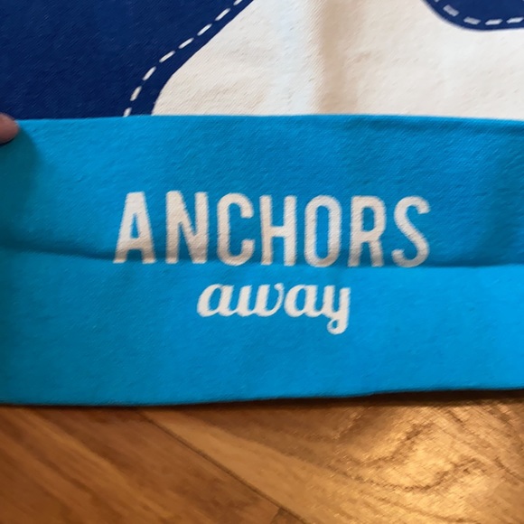 New, no tags, Two’s Company Anchors Away tote bag - Picture 2 of 4